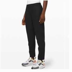 Lululemon Essential High Rise Black Trouser Pant 25" Size 8